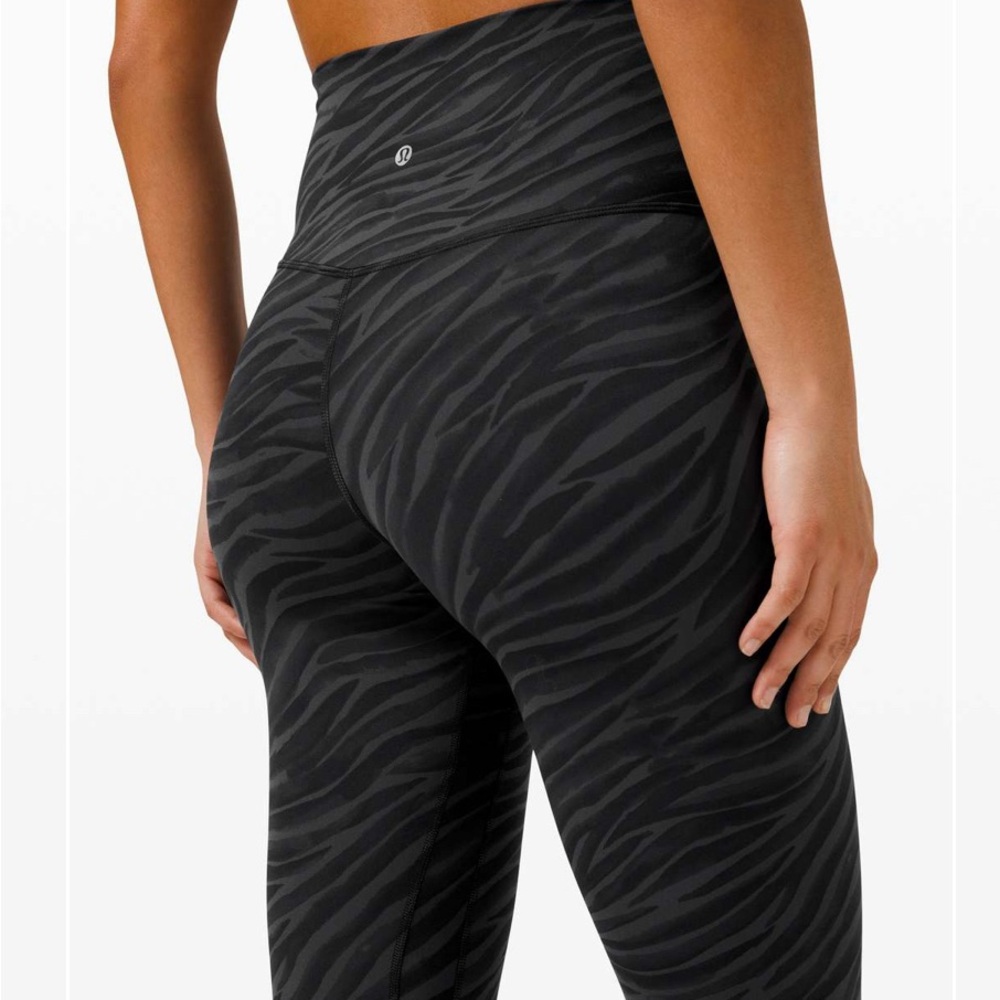 Lululemon Align Pant  Le Tigre Camo Deep Coal Multi